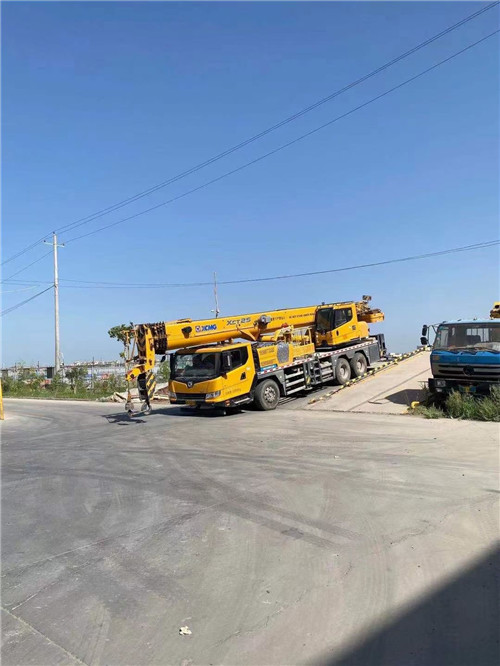 始兴县吊车作业时，可能会产生哪些额外收费项目？