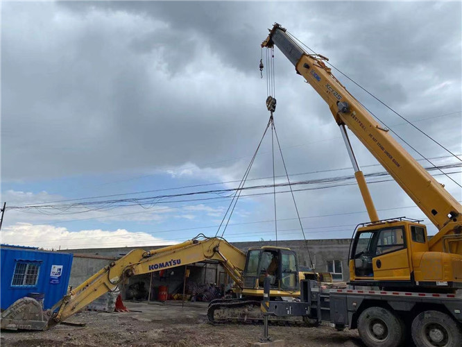 始兴县25吨吊车的工作半径是多少？